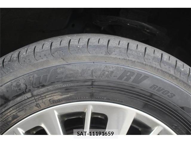 Toyota VELLFIRE 2018-06 8850936-21