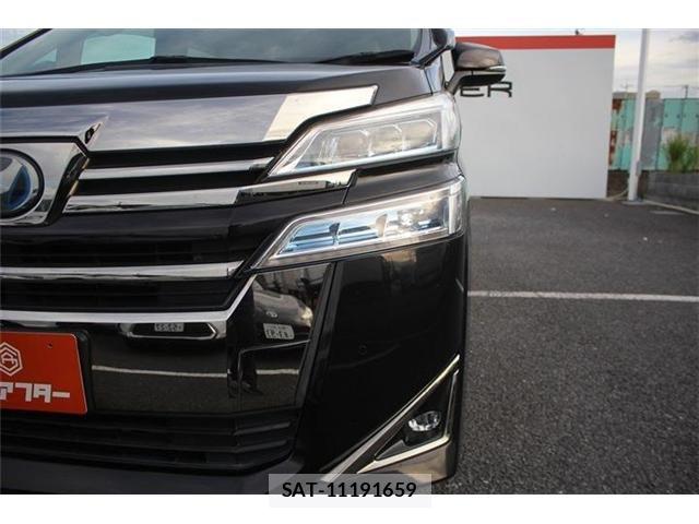 Toyota VELLFIRE 2018-06 8850936-25