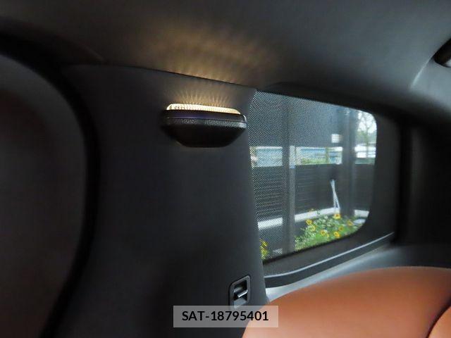 Toyota VELLFIRE 2024-09 8882678-21