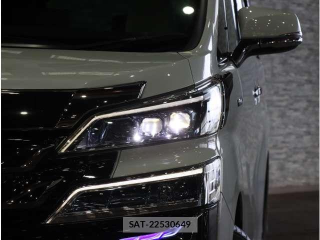 Toyota VELLFIRE 2018-11 8884505-16