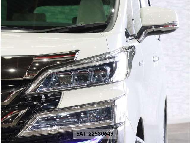 Toyota VELLFIRE 2018-11 8884505-18