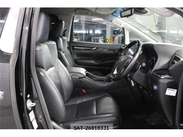 Toyota VELLFIRE 2018-11 8884506-28