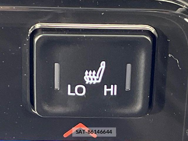 Toyota VOXY 2026-01 4641390-6