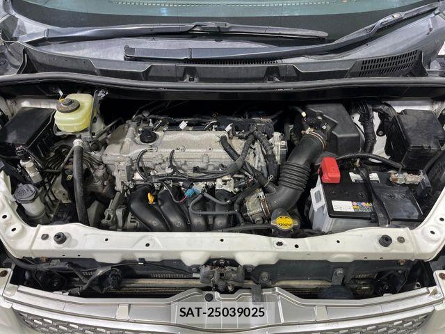 Toyota VOXY 2012-10 4991851-18