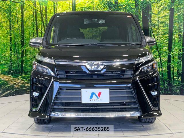 Toyota VOXY 2018-08 4991817-15