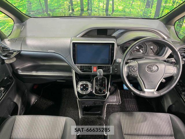 Toyota VOXY 2018-08 4991817-1