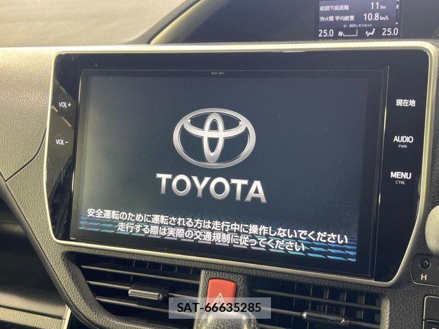 Toyota VOXY 2018-08 4991817-2