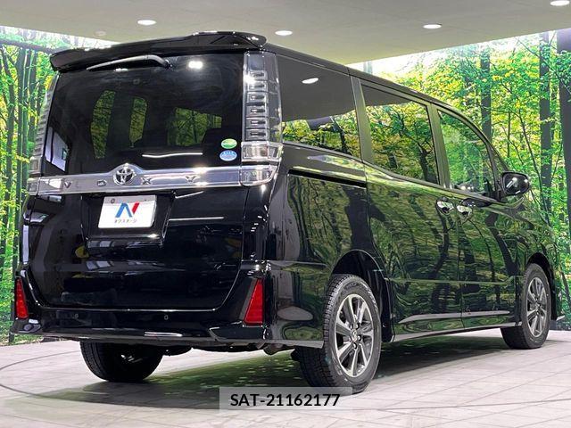 Toyota VOXY 2019-07 4991805-18