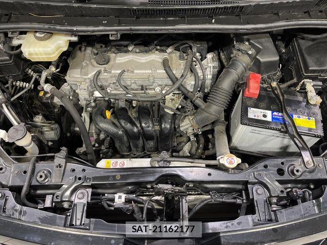 Toyota VOXY 2019-07 4991805-19