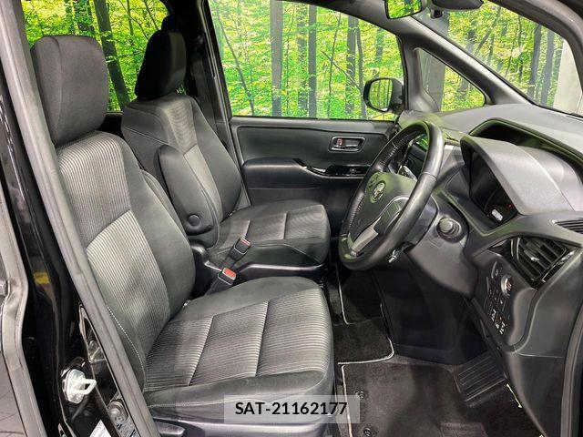 Toyota VOXY 2019-07 4991805-8