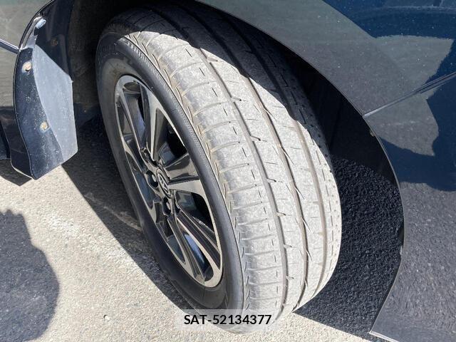 Toyota VOXY 2018-09 5881408-28