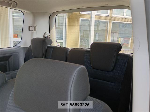 Toyota VOXY 2010-03 5881414-15