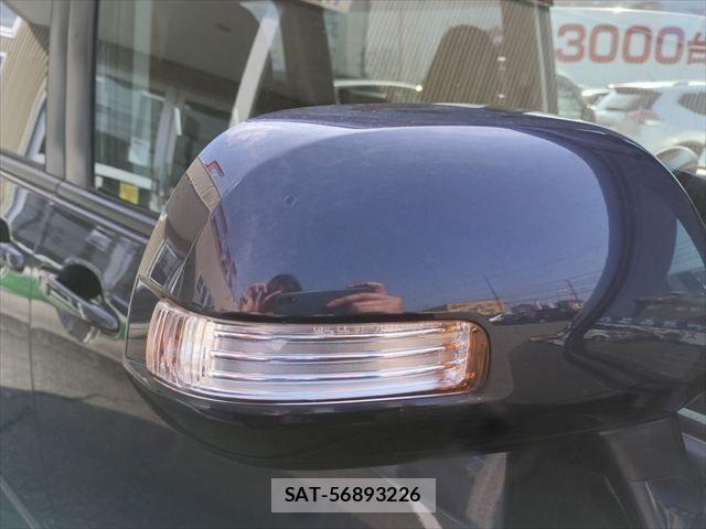 Toyota VOXY 2010-03 5881414-6