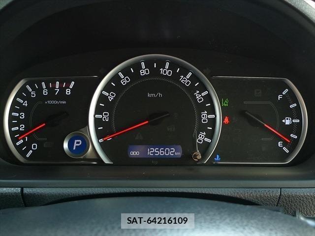 Toyota VOXY 2016-09 6220671-11