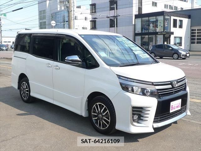 Toyota VOXY 2016-09 6220671-5