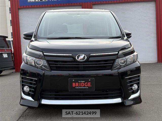 Toyota VOXY 2014-07 6277553-13