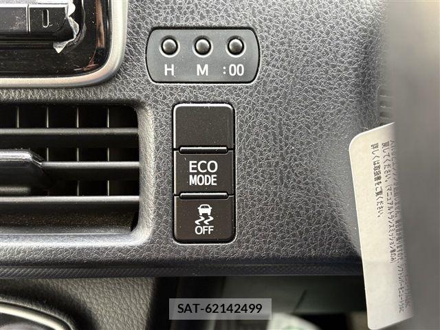 Toyota VOXY 2014-07 6277553-25