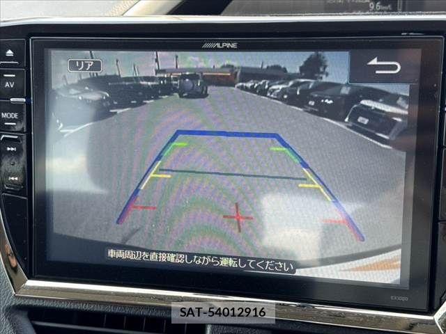 Toyota VOXY 2015-04 6504345-23
