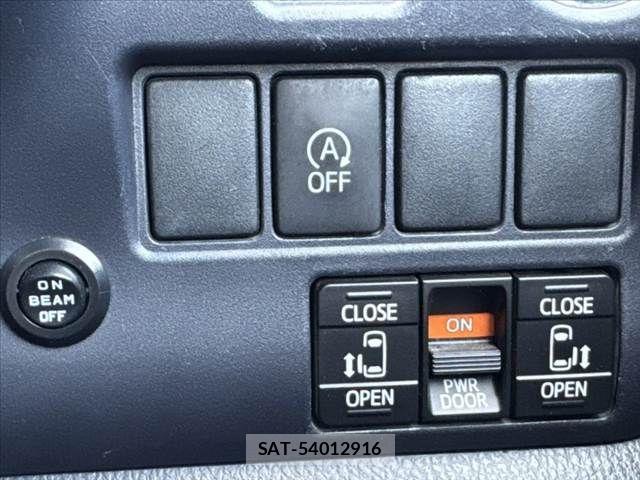 Toyota VOXY 2015-04 6504345-4
