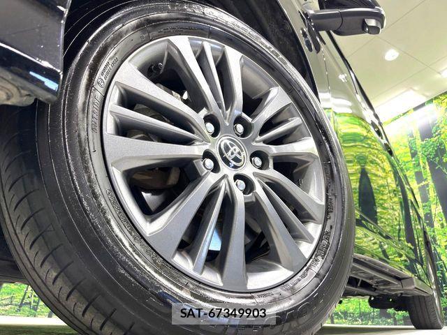 Toyota VOXY 2024-06 6615345-14
