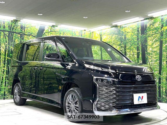 Toyota VOXY 2024-06 6615345-17