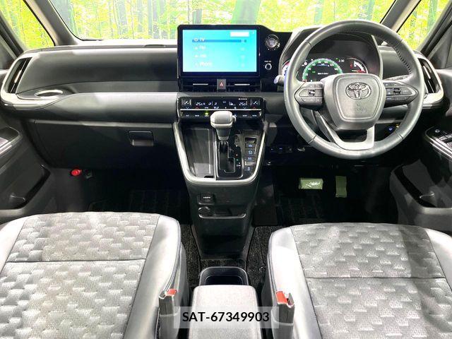 Toyota VOXY 2024-06 6615345-1