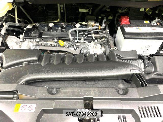 Toyota VOXY 2024-06 6615345-19