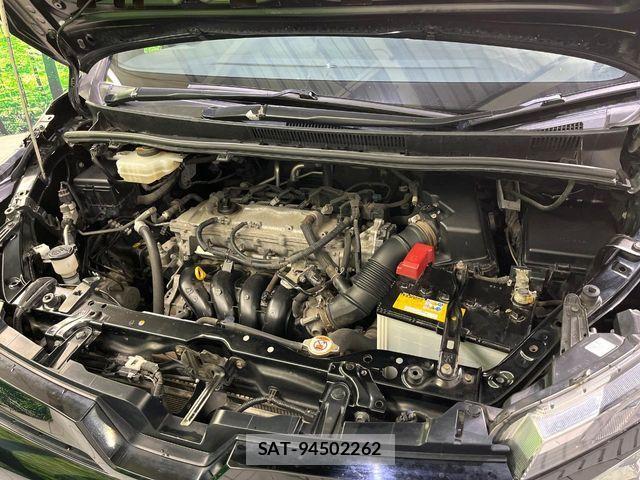 Toyota VOXY 2017-11 6615348-18
