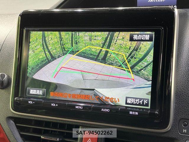 Toyota VOXY 2017-11 6615348-4