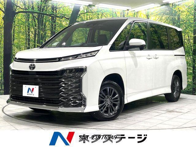 Toyota VOXY 2022-03 6673965-0