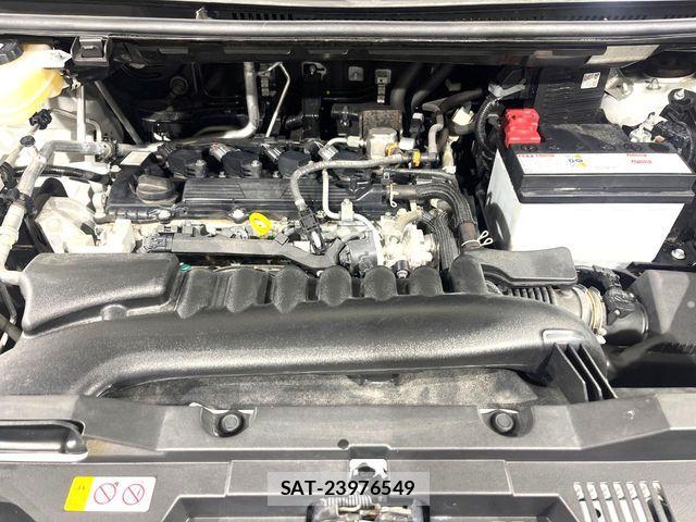Toyota VOXY 2022-03 6673965-19