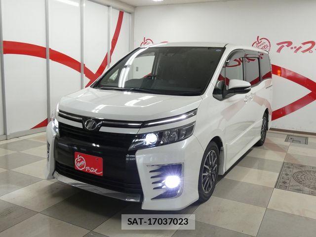 Toyota VOXY 2017-03 6678550-1