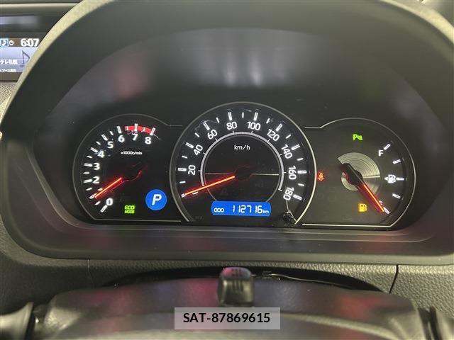 Toyota VOXY 2019-01 6691324-12