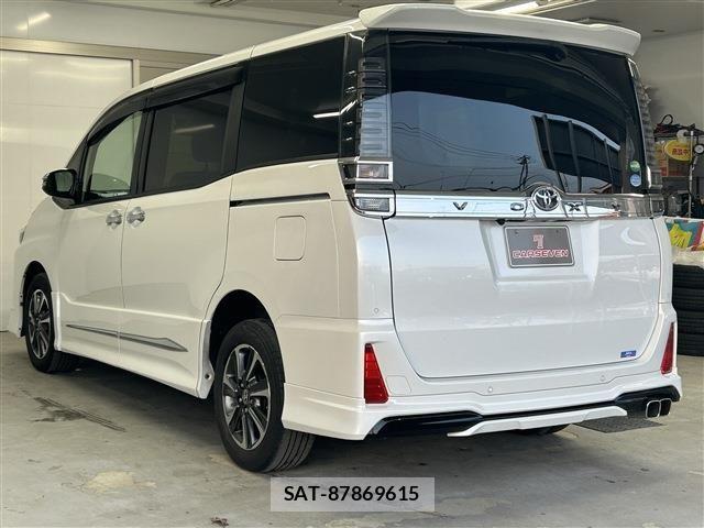 Toyota VOXY 2019-01 6691324-6