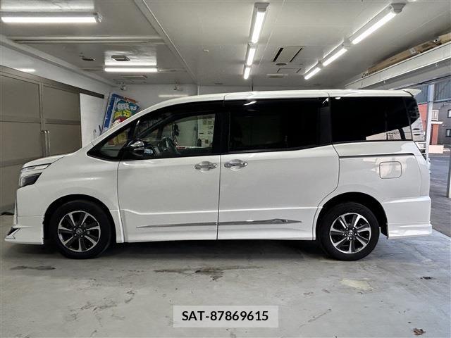 Toyota VOXY 2019-01 6691324-7