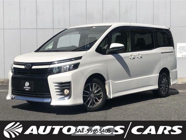 Toyota VOXY 2014-10 6717594-0