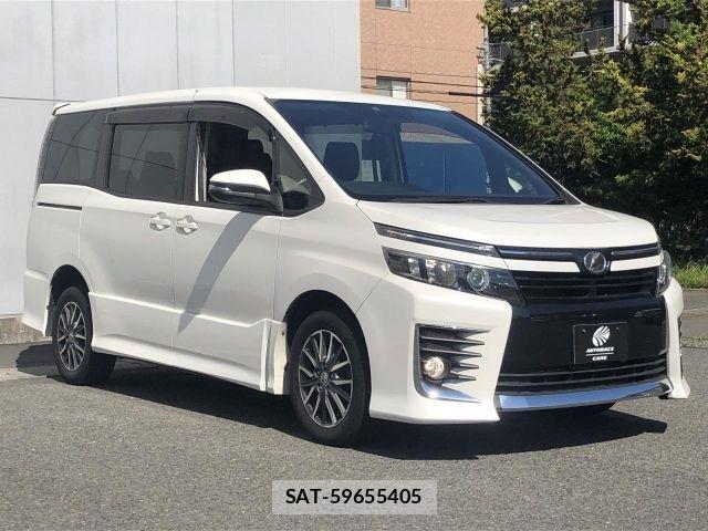 Toyota VOXY 2014-10 6717594-6