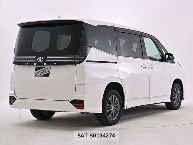 Toyota VOXY 2024-04 6753657-17