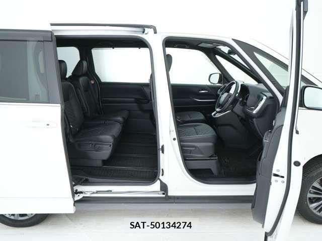 Toyota VOXY 2024-04 6753657-19