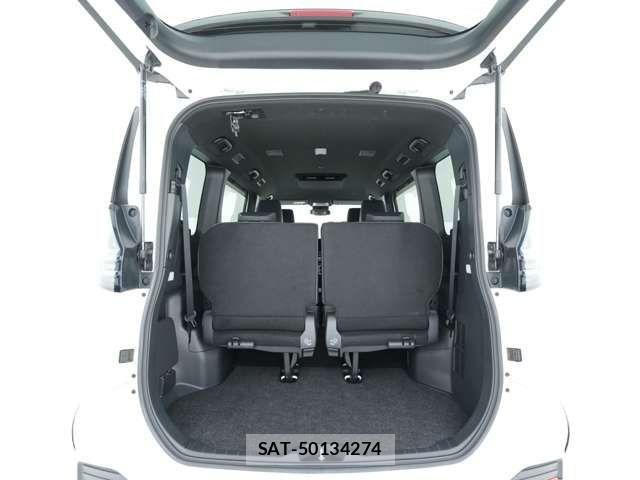 Toyota VOXY 2024-04 6753657-8