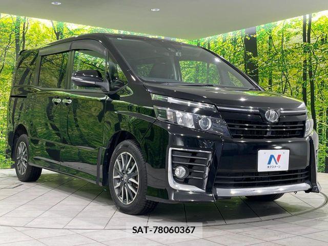 Toyota VOXY 2017-04 6753660-18