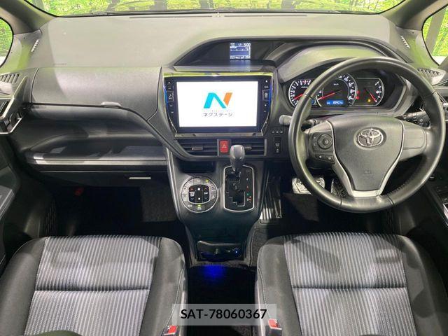 Toyota VOXY 2017-04 6753660-1
