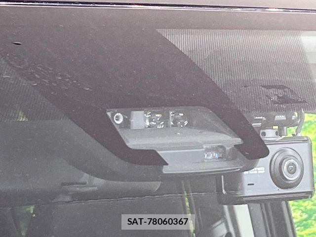 Toyota VOXY 2017-04 6753660-5