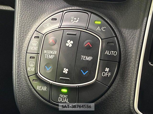 Toyota VOXY 2015-01 6753659-6