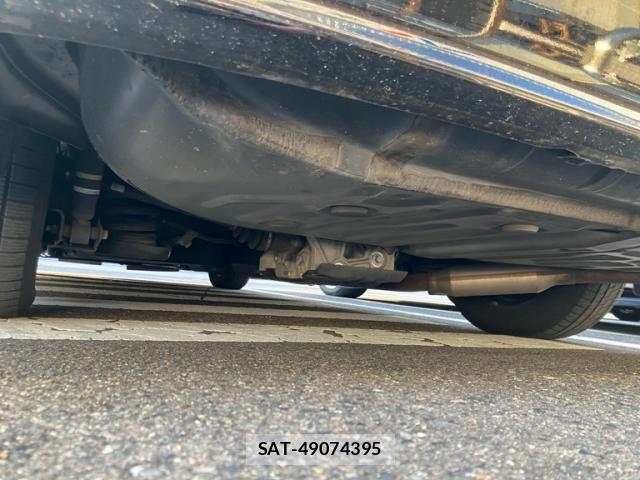 Toyota VOXY 2016-07 6914671-9