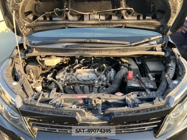 Toyota VOXY 2016-07 6914671-11