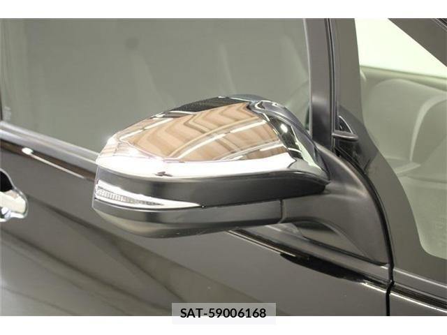 Toyota VOXY 2021-03 6914670-20