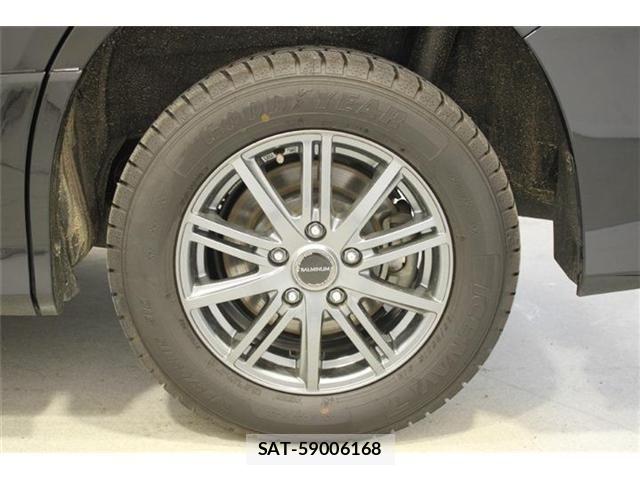 Toyota VOXY 2021-03 6914670-23