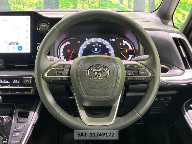 Toyota VOXY 2024-11 6914665-11
