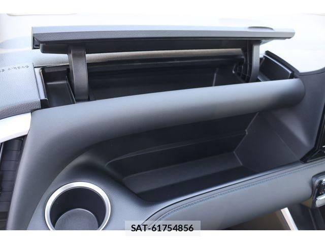 Toyota VOXY 2026-05 6998900-15
